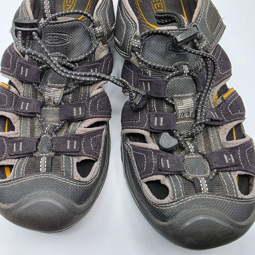 Keen Rialto Mens Size 11 Black Waterproof Closed Toe Sandals Beach Outdoor